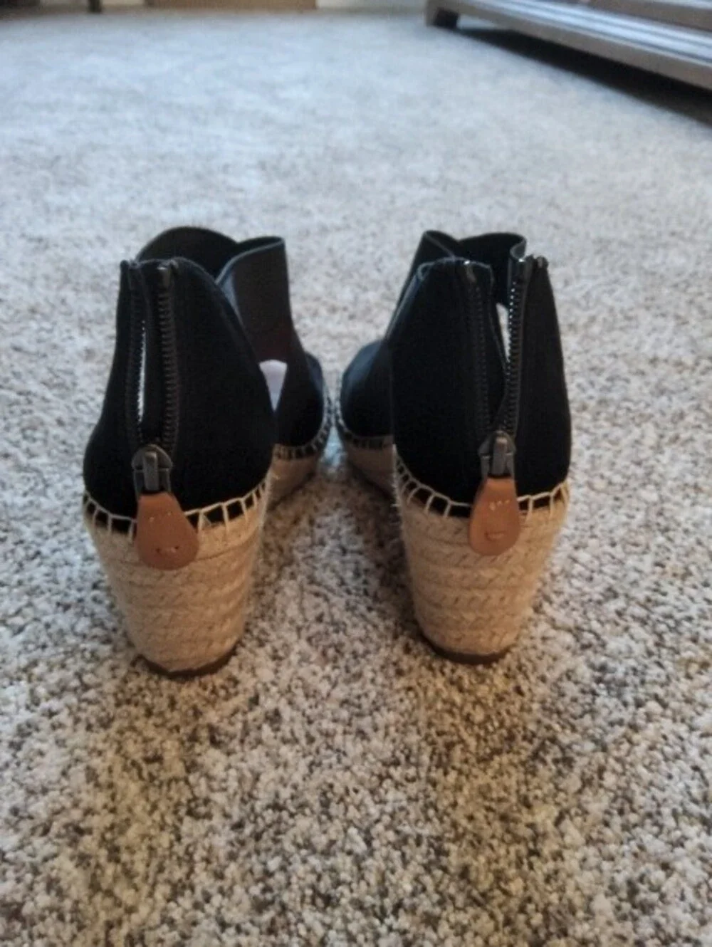 Gentle Souls Black Brand, Open-Toe Espadrille Sandals/Crossover Elastic Strap